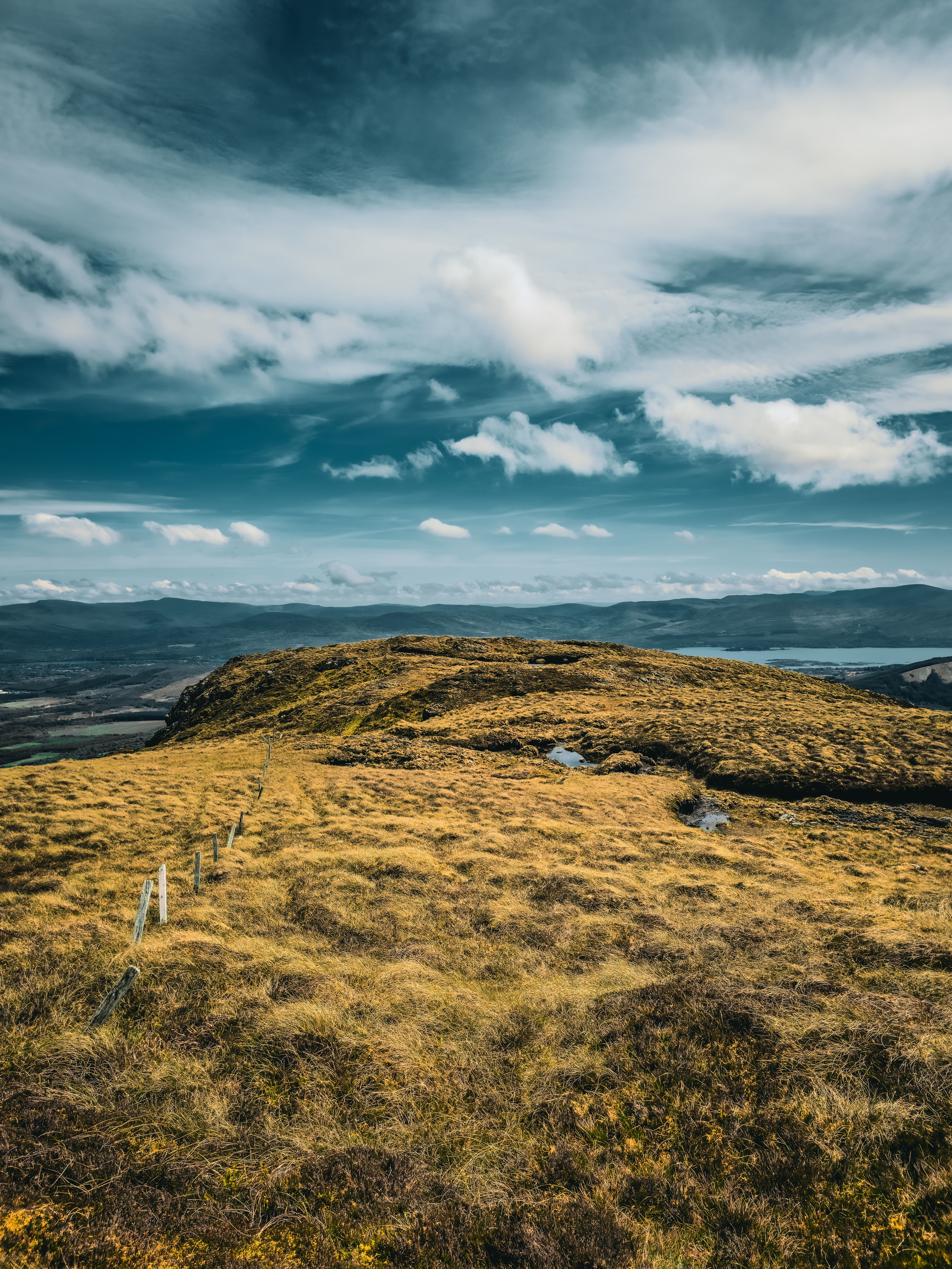 Beautiful Irish Landscape with Rolling Hills · Free Stock Photo