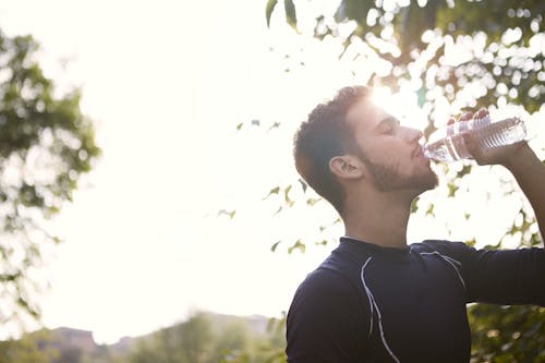 Drinking water. Hydration.