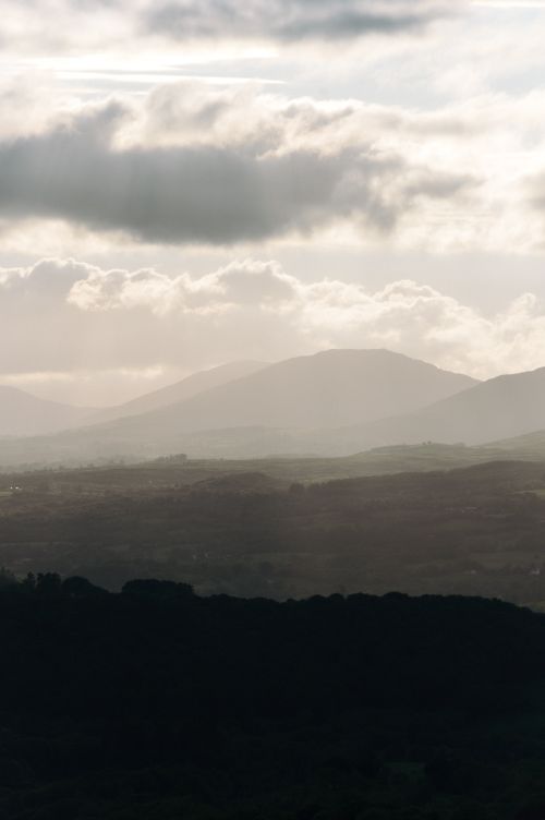 Free Breathtaking view of misty mountains in Kilgarvan, Ireland at dawn. Stock Photo