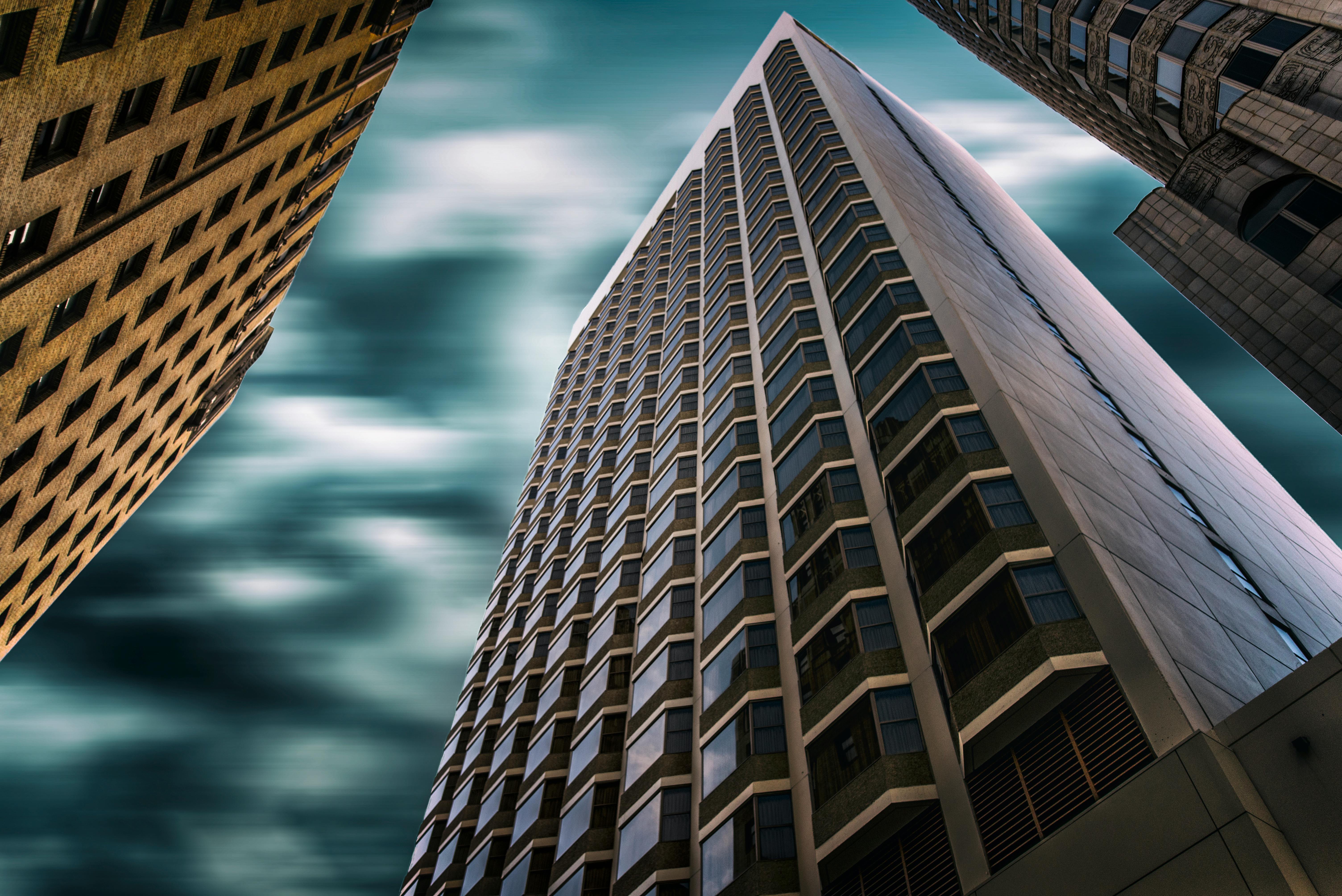 Worm's Eye View of Building · Free Stock Photo