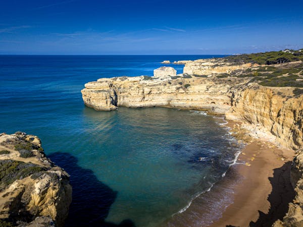 Couple in a close-up shot, black and white