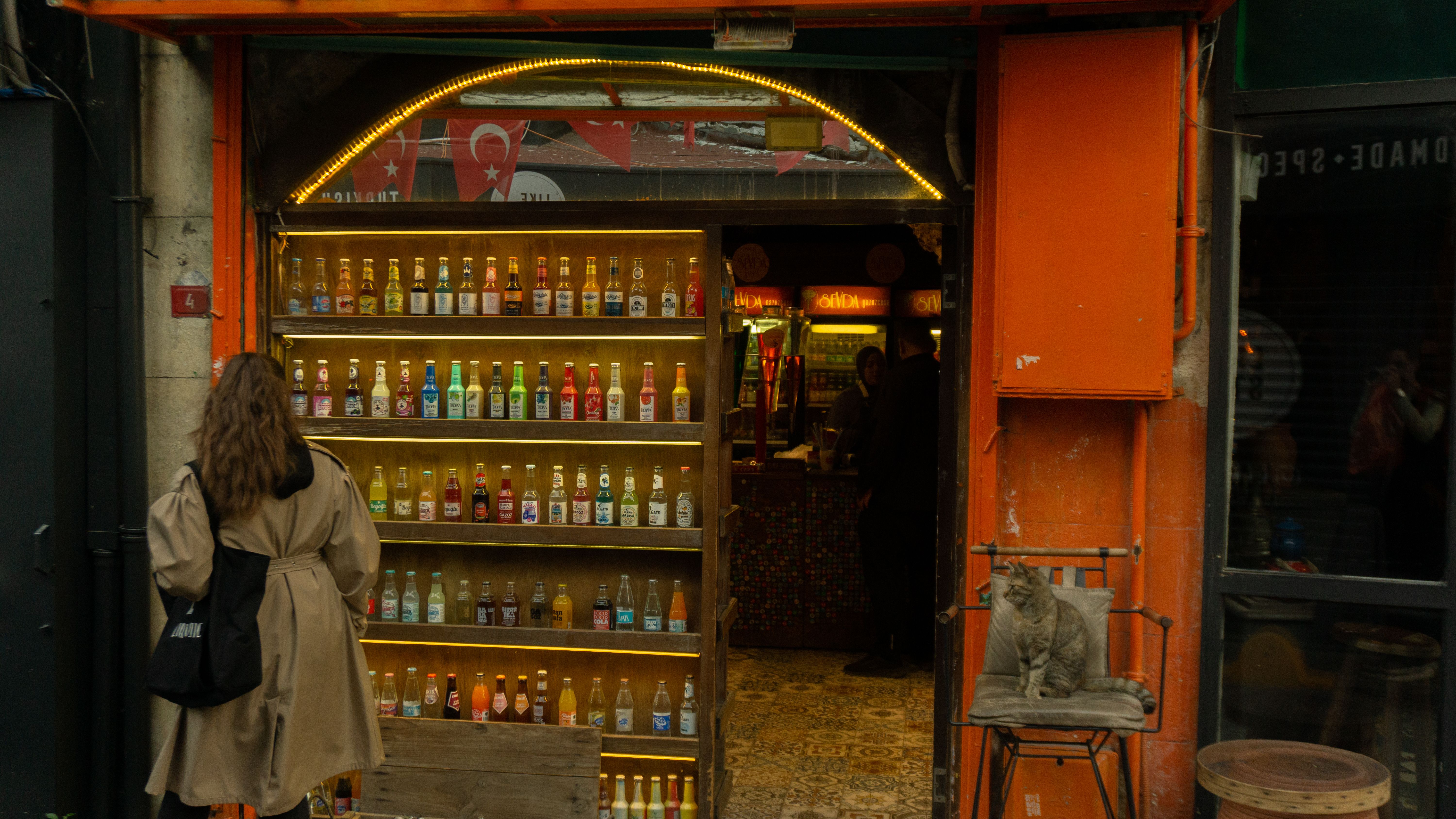 general lifestyle shop ca — Photo by Berkan Turgut on Pexels
