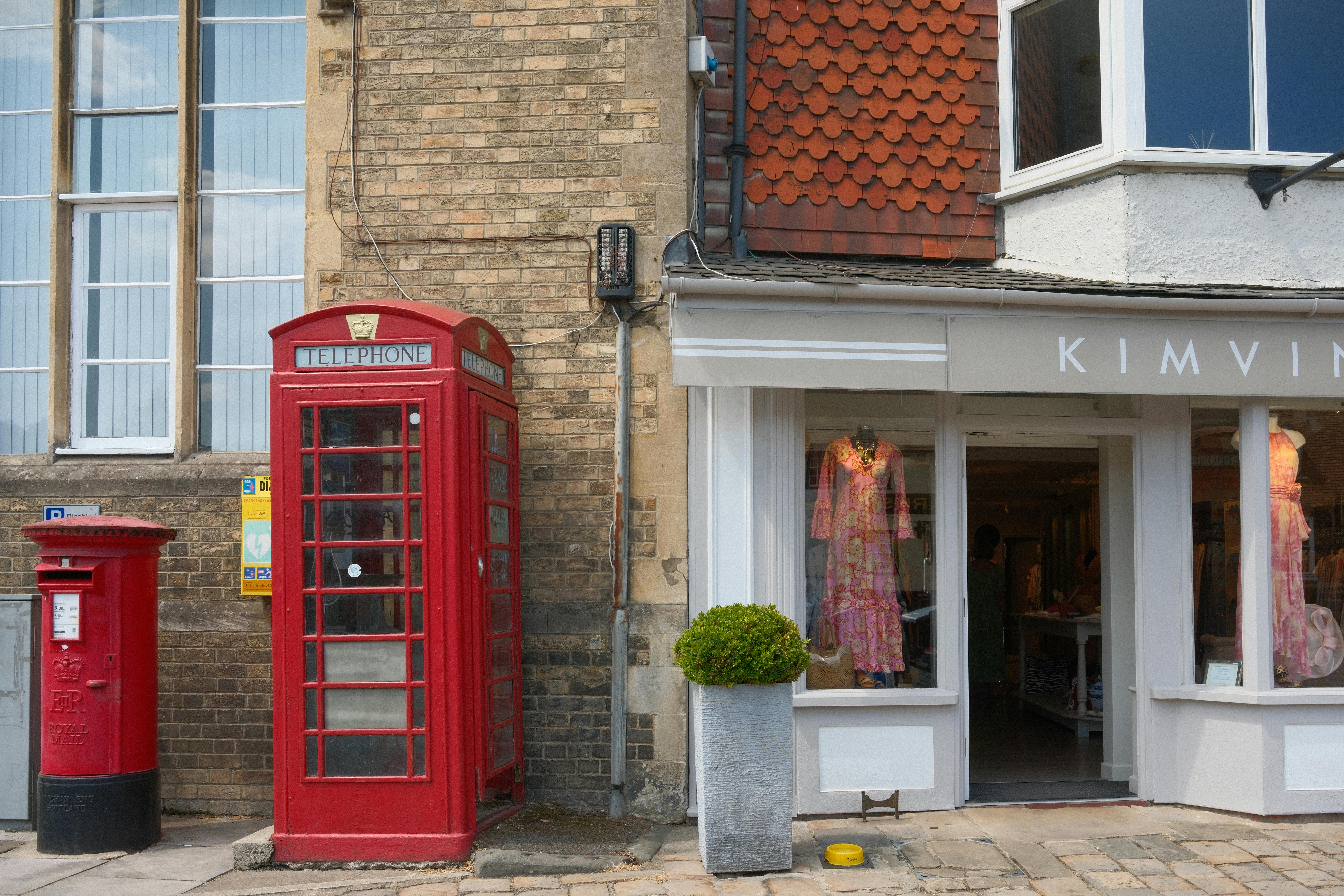 Mobile phone retail store on a UK high street