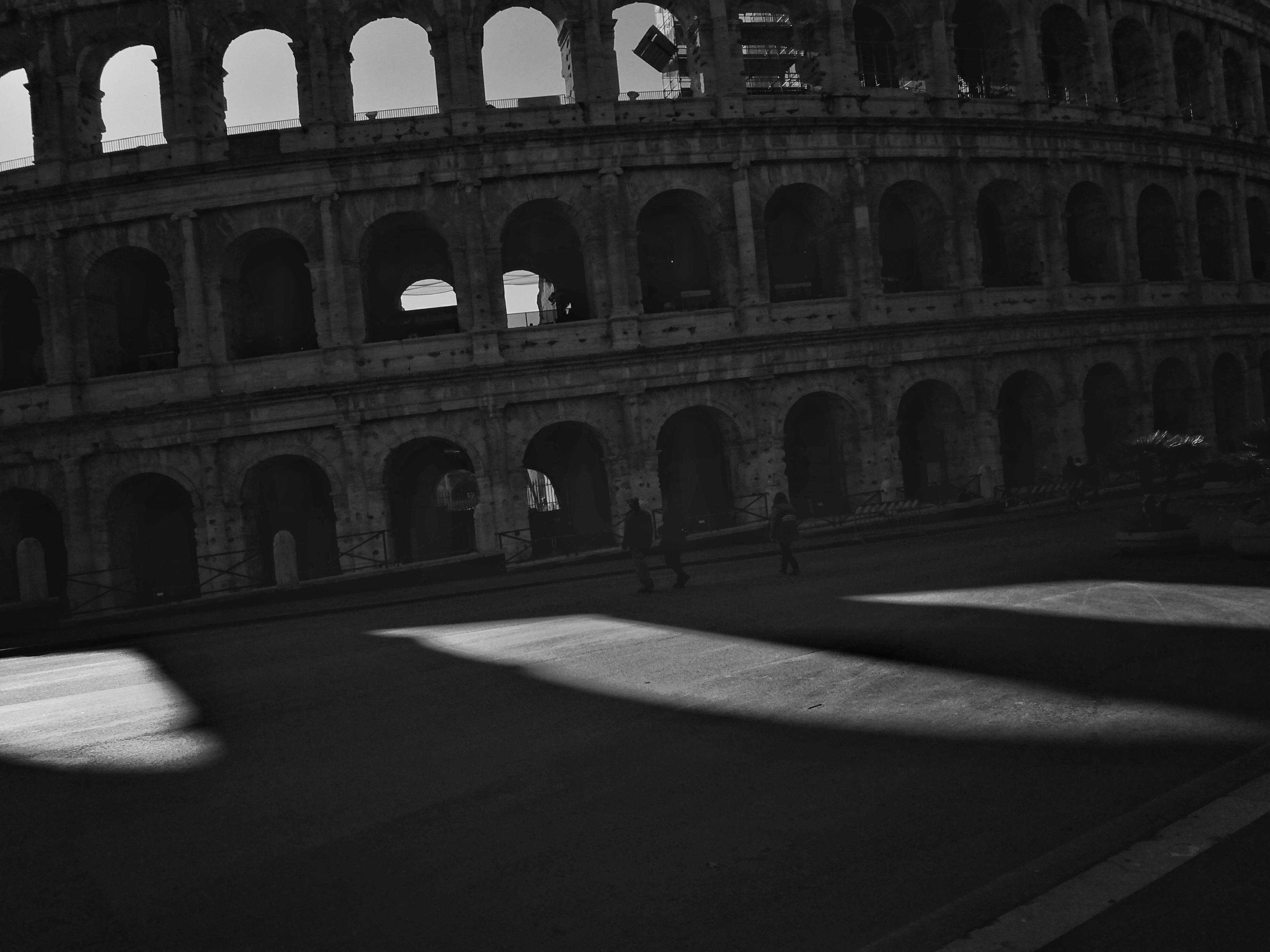 Grayscale Photo of Concrete Building \u00b7 Free Stock Photo