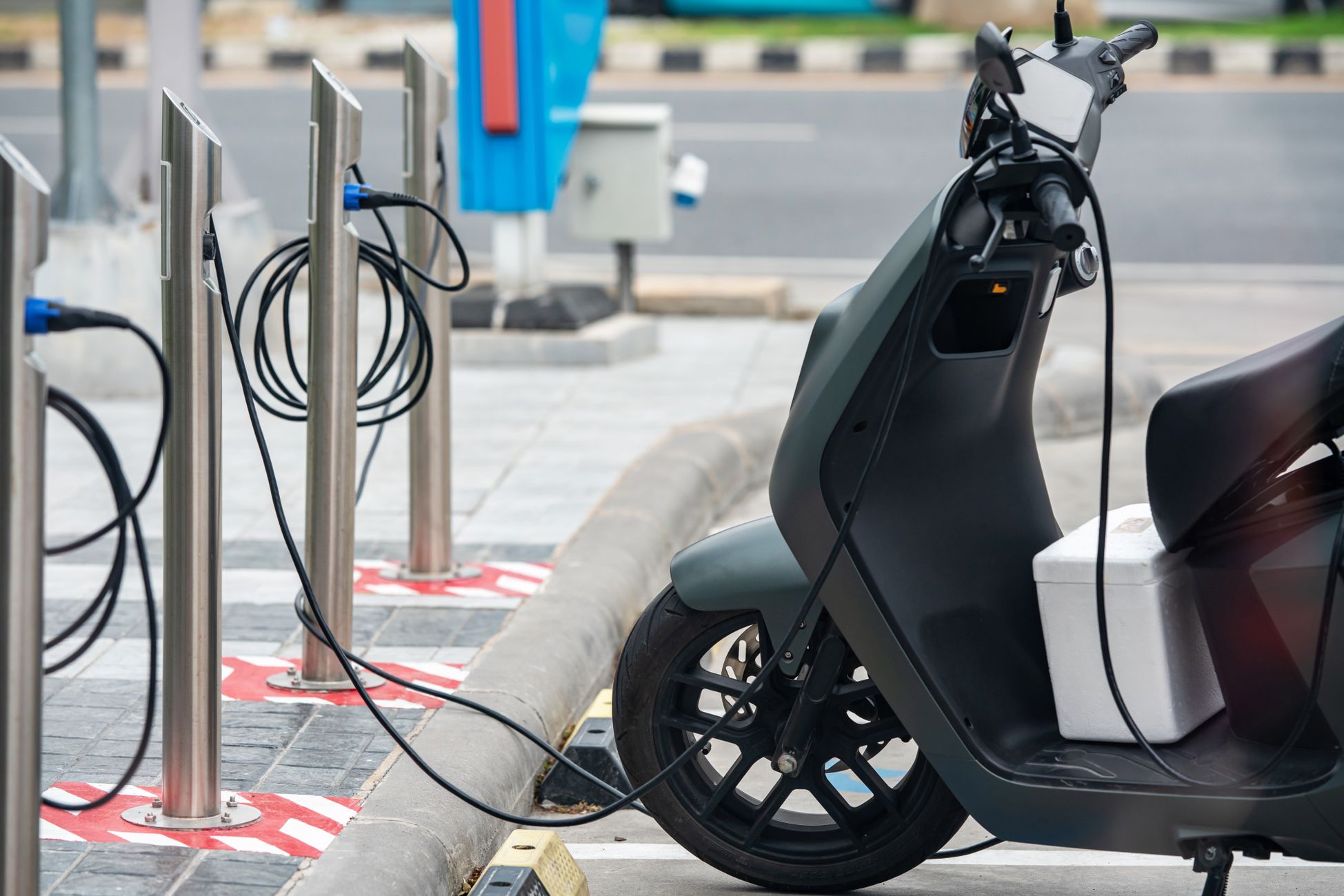 Elektrische vrachtwagens kampen met tekort aan laadpalen