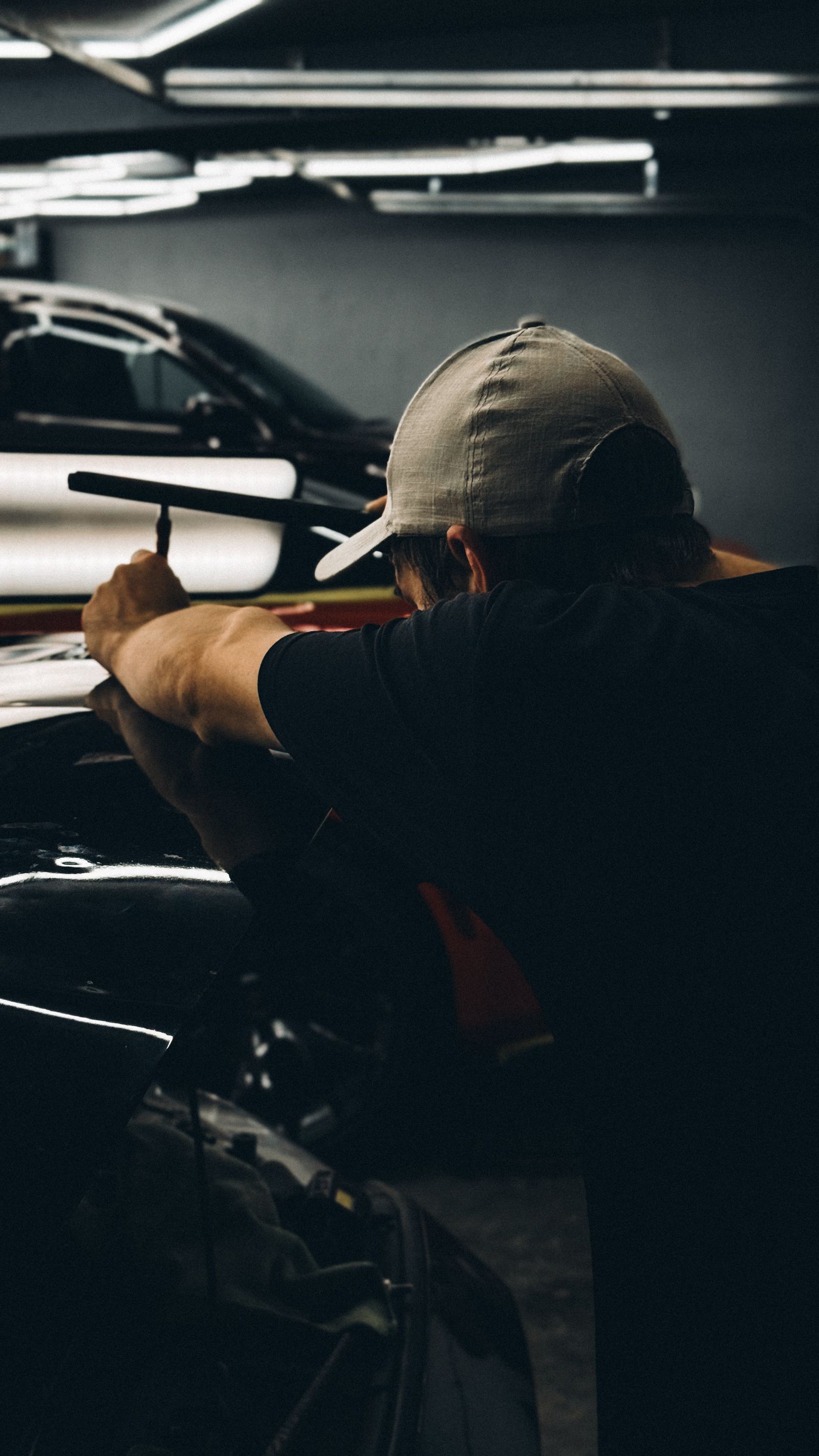Auto glass and windshield service — Small Business Digital Marketing Budget Miami Guide