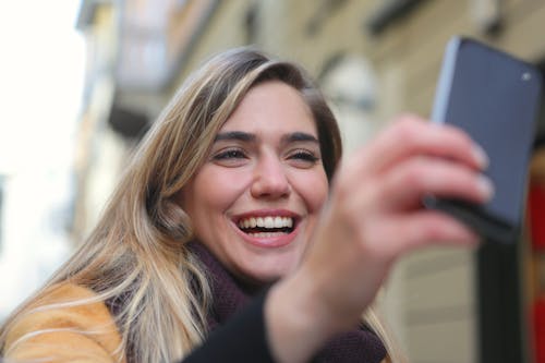 Sarışın Bir Kadının Yakın çekim Fotoğrafçılığı