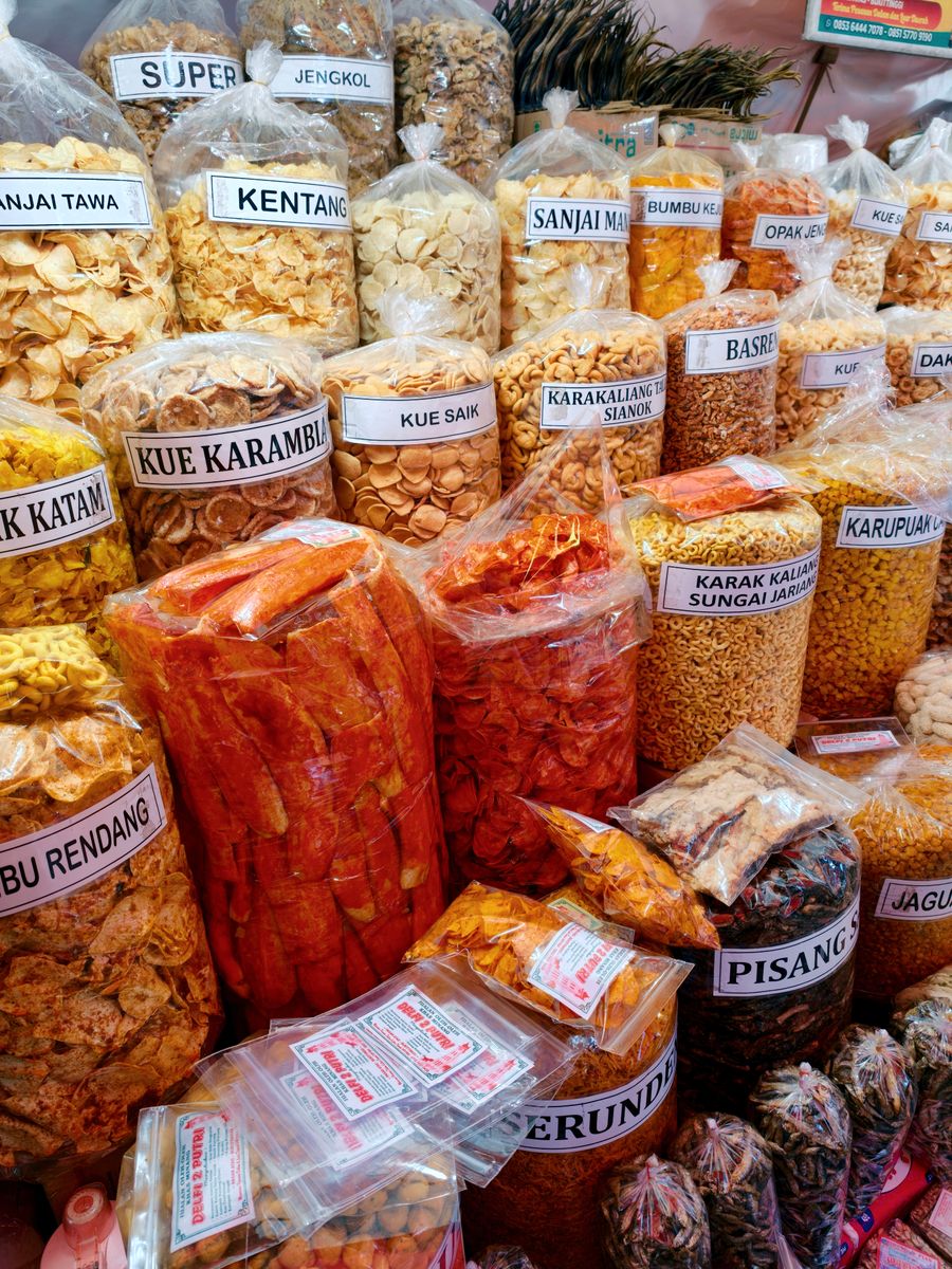 Aneka jajanan khas Indonesia