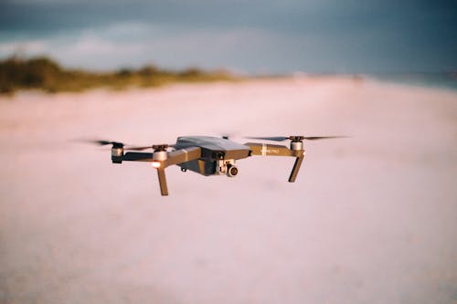 Drohnenflug über Den Sand