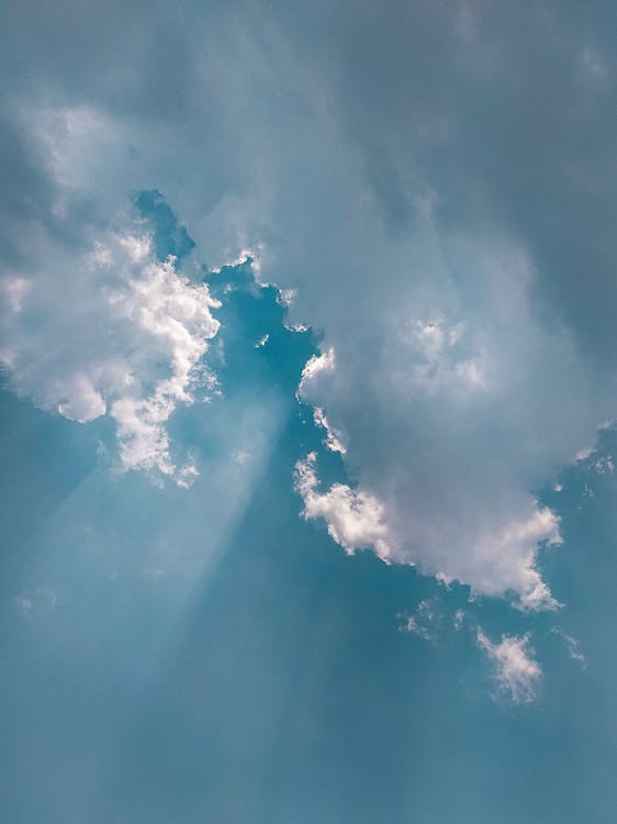 Nuages Et Ciel Bleu