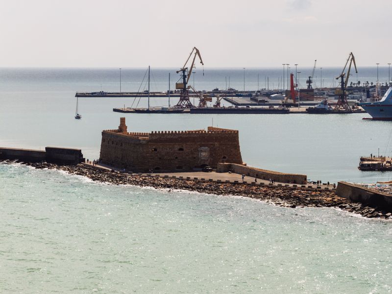 Kokkini Hani / Tobrouk