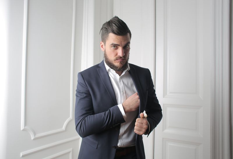 AI Headshots Guide: How to Create LinkedIn and Resume Photos (2026)