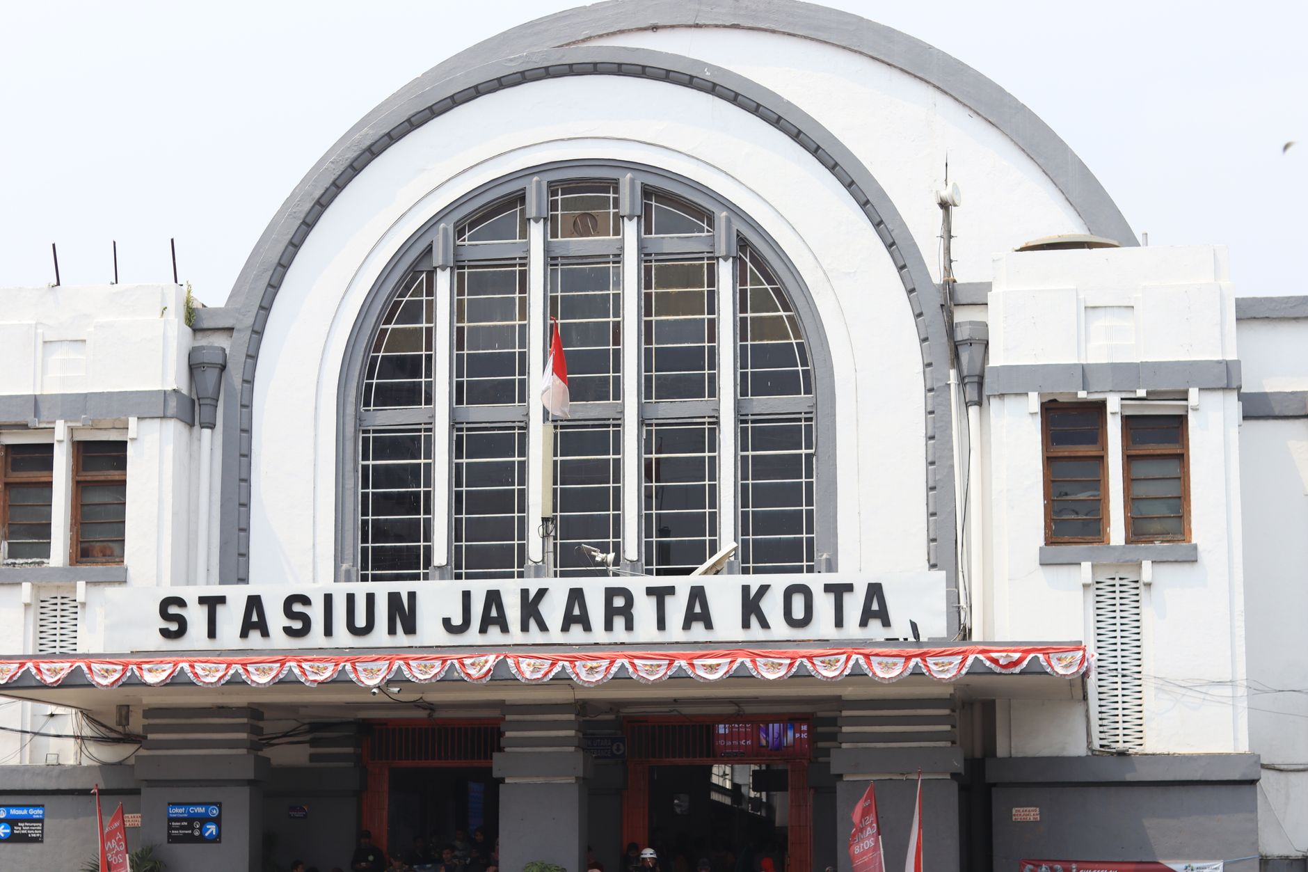 TGB Desak Kepolisian Usut Tuntas Dugaan Kekerasan Seksual oleh Pimpinan Pesantren di NTB