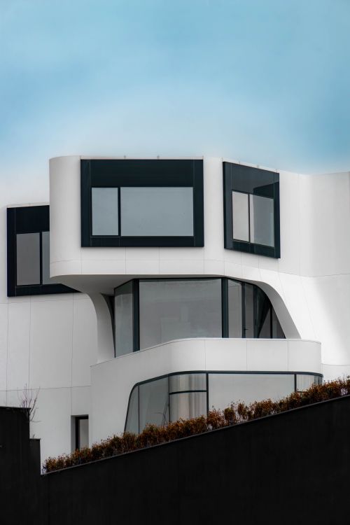 Free Stunning modern architectural design of a building in Ankara, featuring sleek curves and large windows. Stock Photo