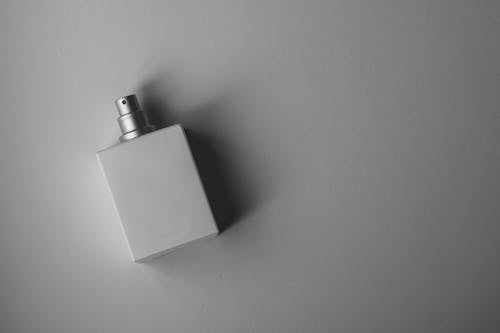 Flacon De Parfum Blanc