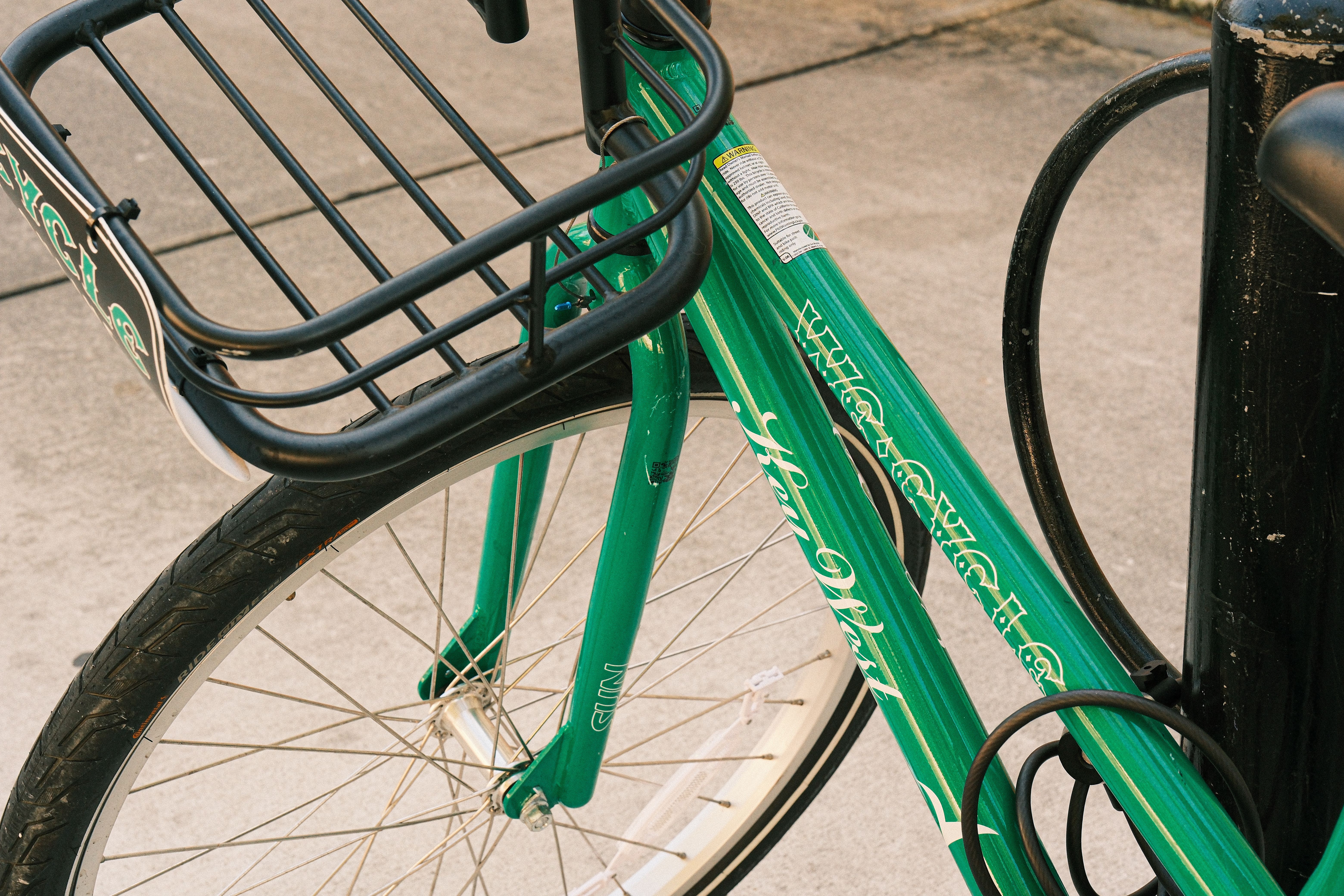 commuter city bike side profile