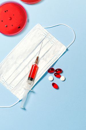 Pharmaceutical Packaging and Laboratory Equipment: What EDCL Requires