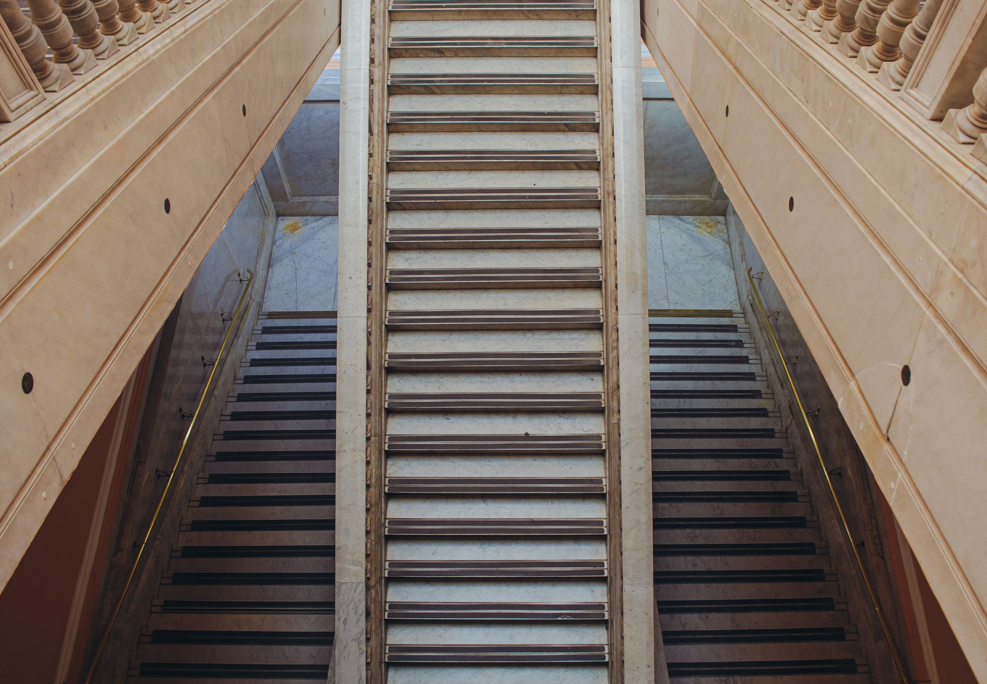 Inside the judicial branch: National civics program returns to UTC to explore the federal court system — Photo by Kari Alfons