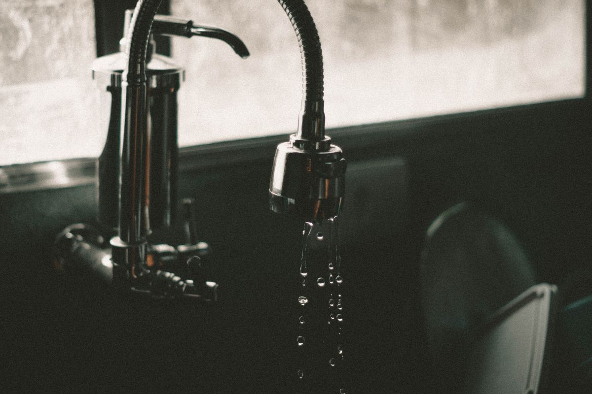 Acqua corrente dal rubinetto