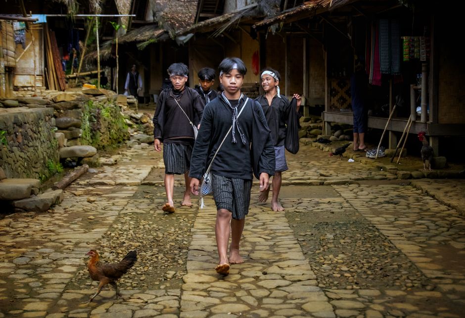 Ritual Sasi Suku Korowai: Menjaga Harmoni antara Manusia dan Alam di Pedalaman Dekai