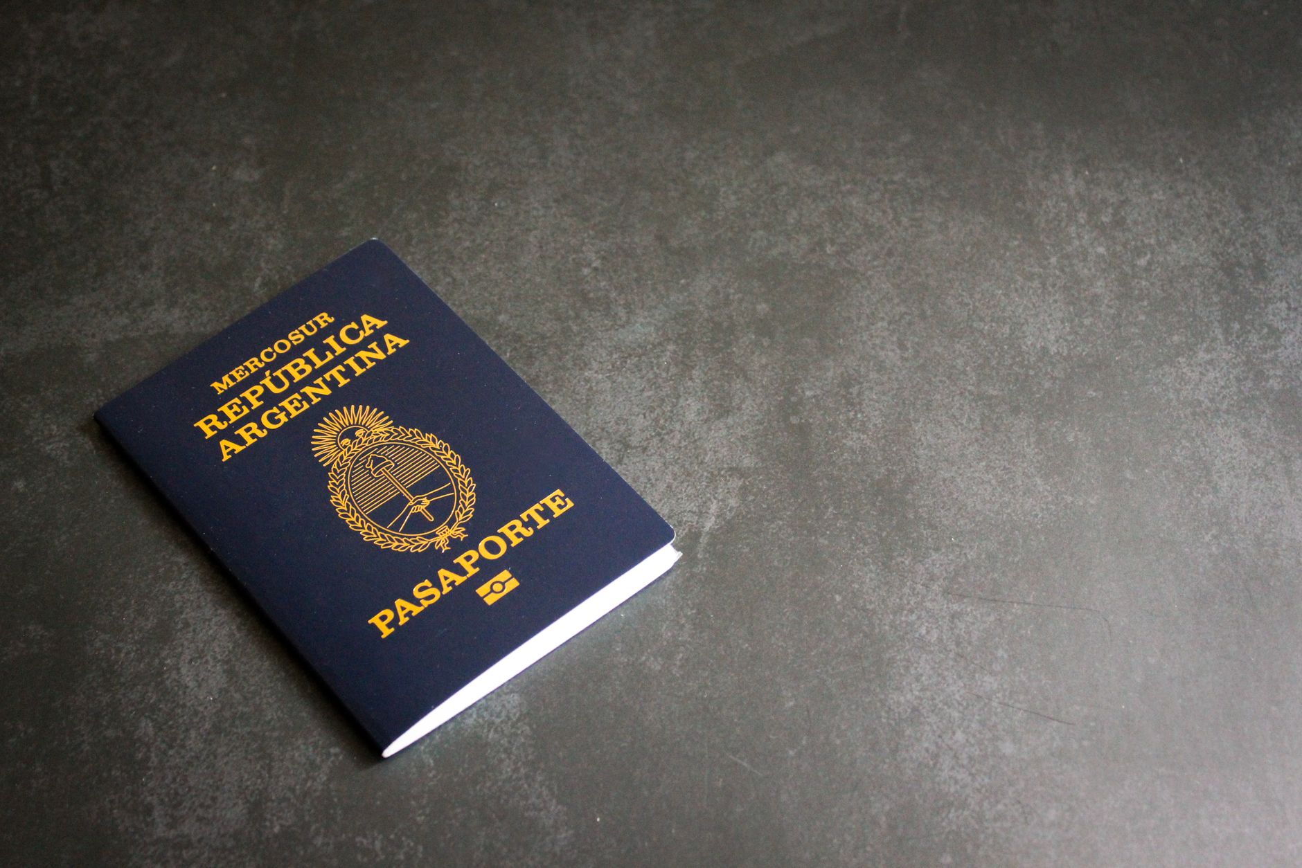 Green Card Data Shared With ICE: What Applicants Must Know