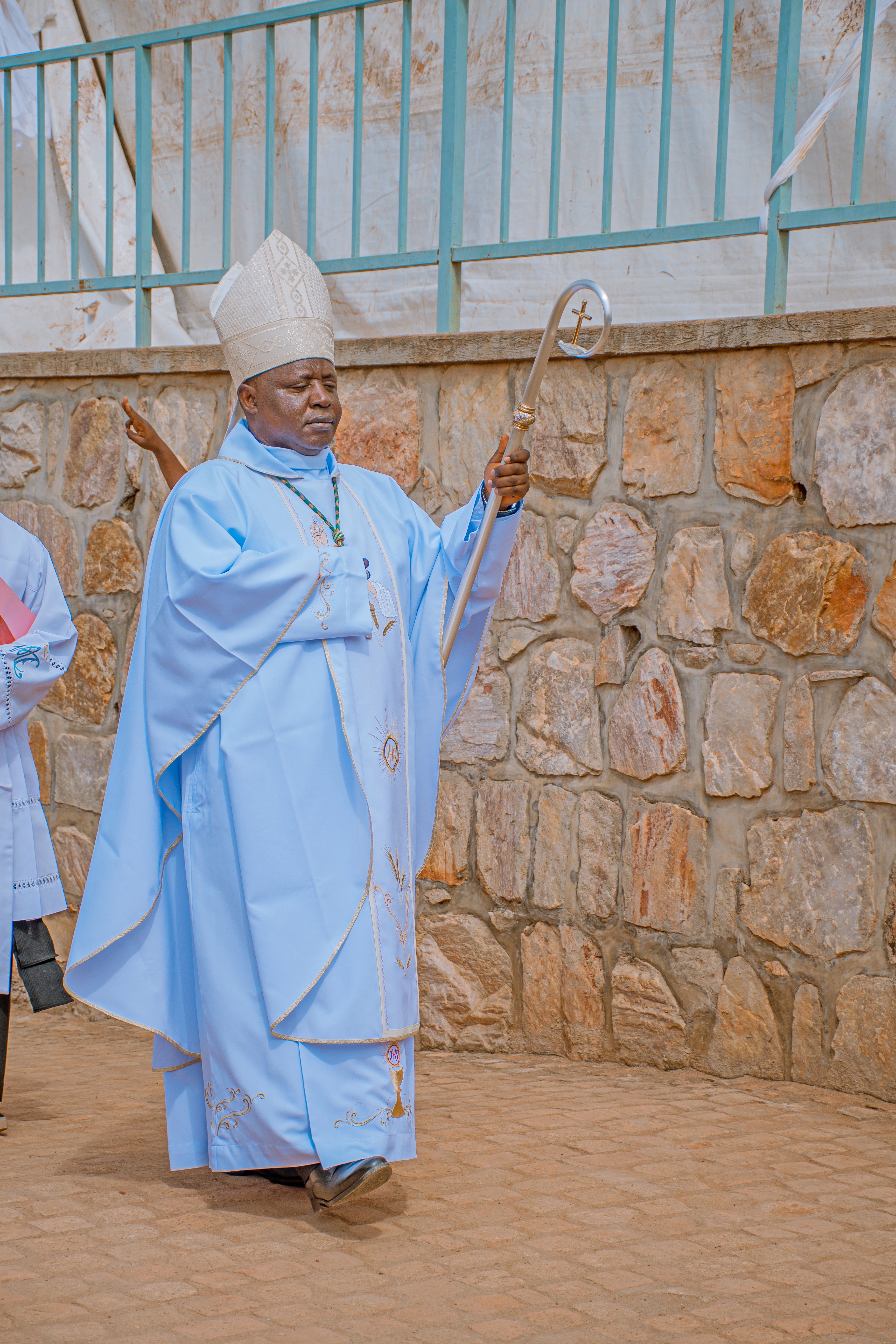 Bishop Oyedepo Mobilizes Worshippers for Civic Duty: The Call for Voter Cards
