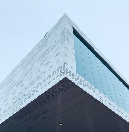 Free Sleek modern building exterior in Alkmaar, Netherlands, showcasing futuristic architectural design. Stock Photo