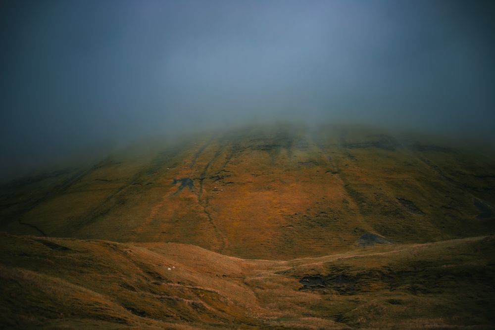 Serene misty morning over the green hills of Sligo, Ireland, shrouded in atmospheric fog., by atelierbyvineeth . . . on Pexels