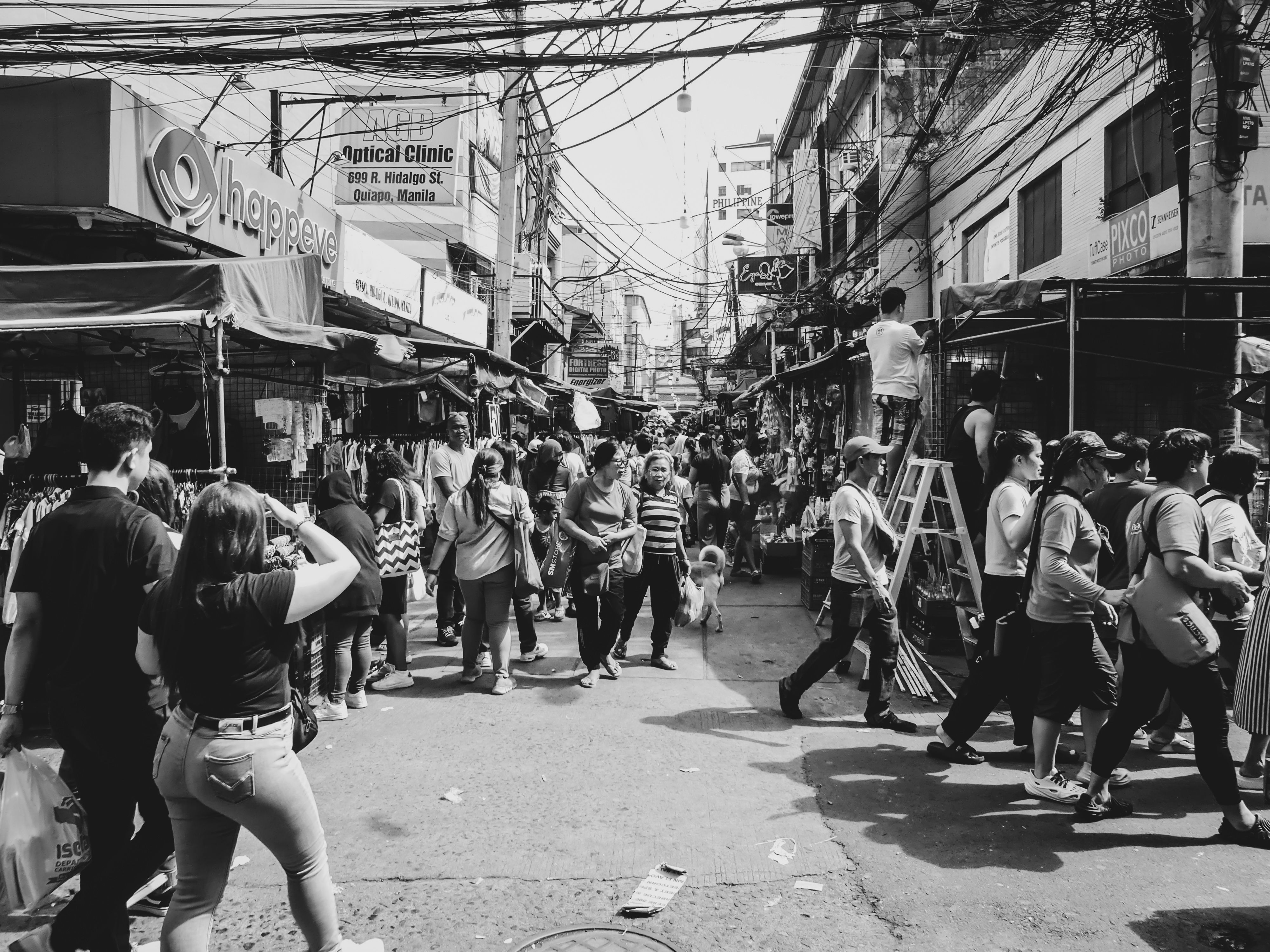 Quiapo Church i targ
