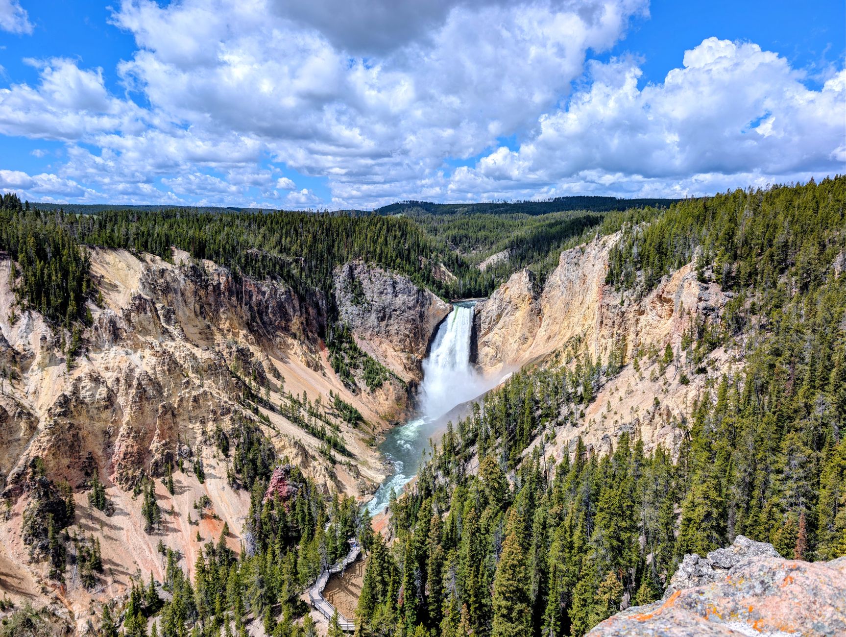 Yellowstone National Park photo 2
