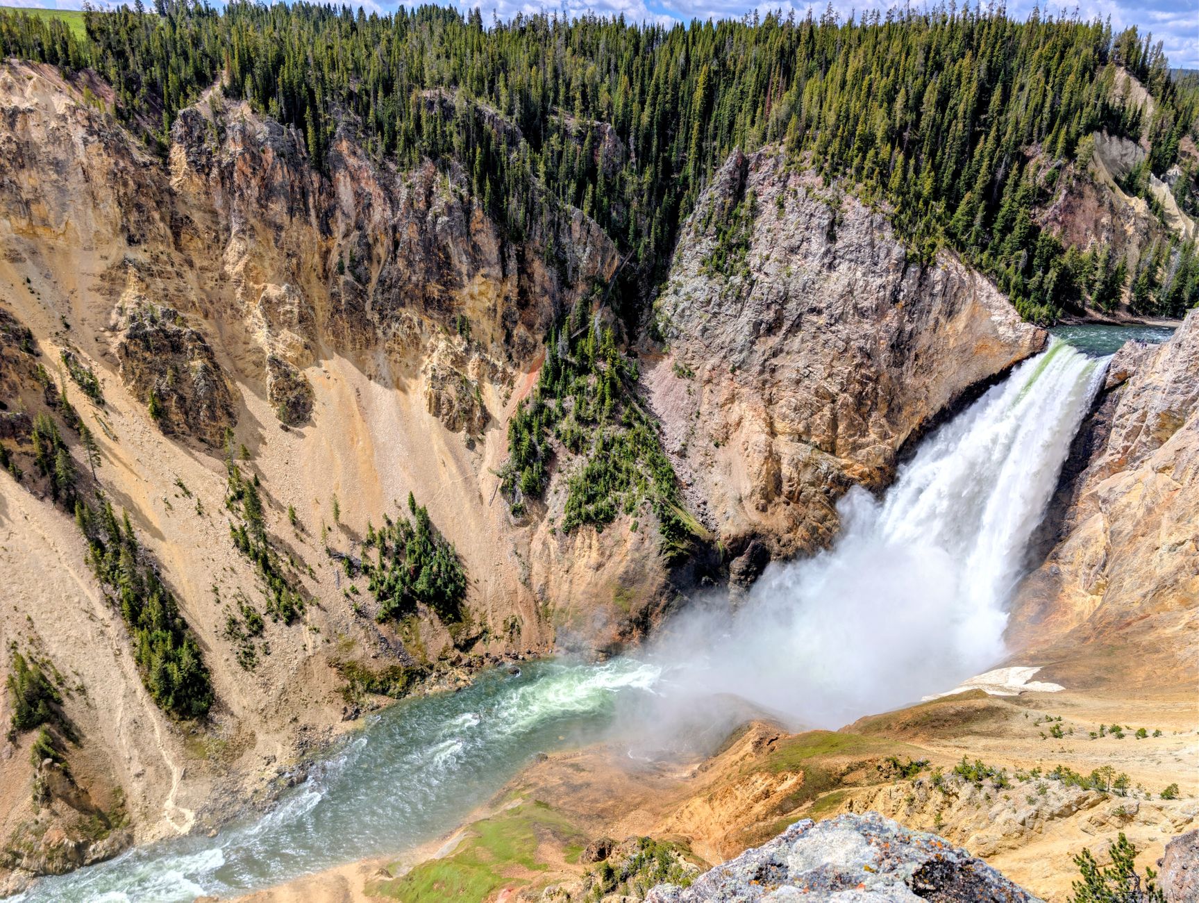 Popular sights in West Yellowstone Landmarks in West Yellowstone