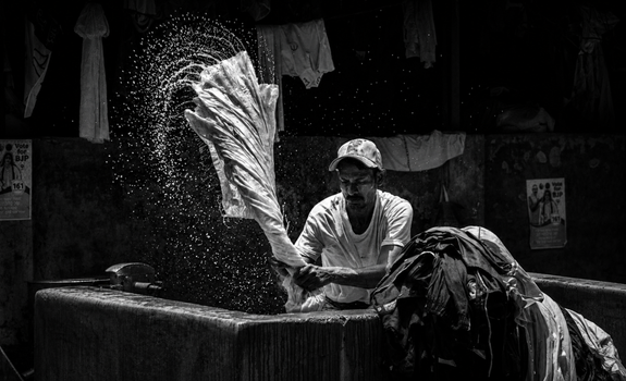 Dhobi Ghat laundry photo morning — Mumbai