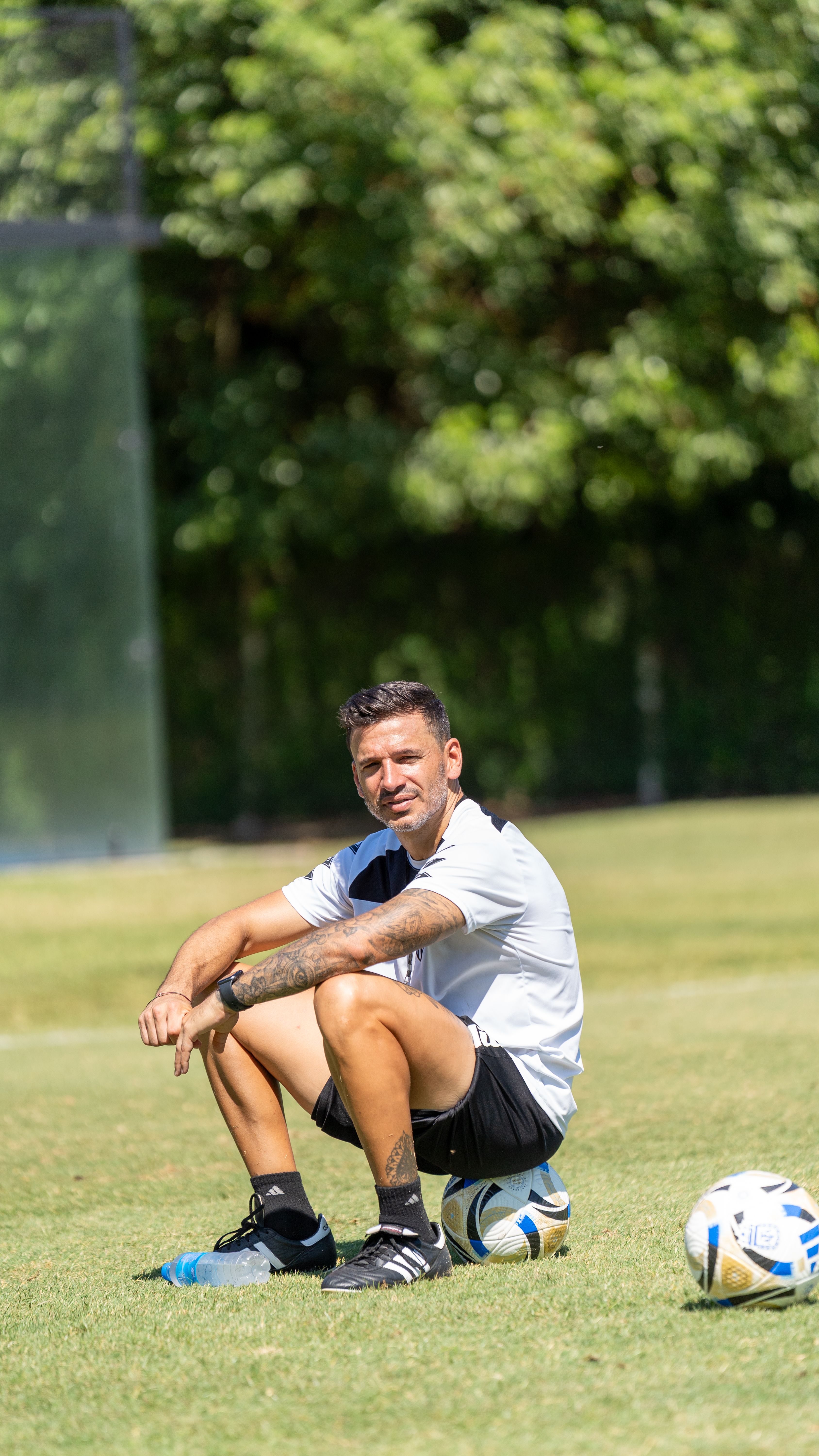 Maldini tiết lộ Guardiola từng rất gần với ghế HLV đội tuyển Italy