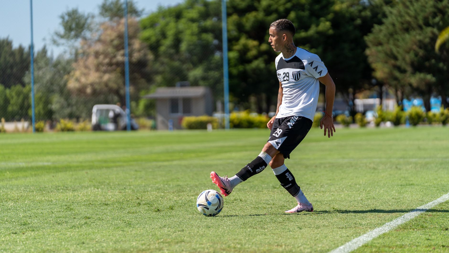 Atacante dos EUA gosta da sua trajetória incomum até a Copa do Mundo