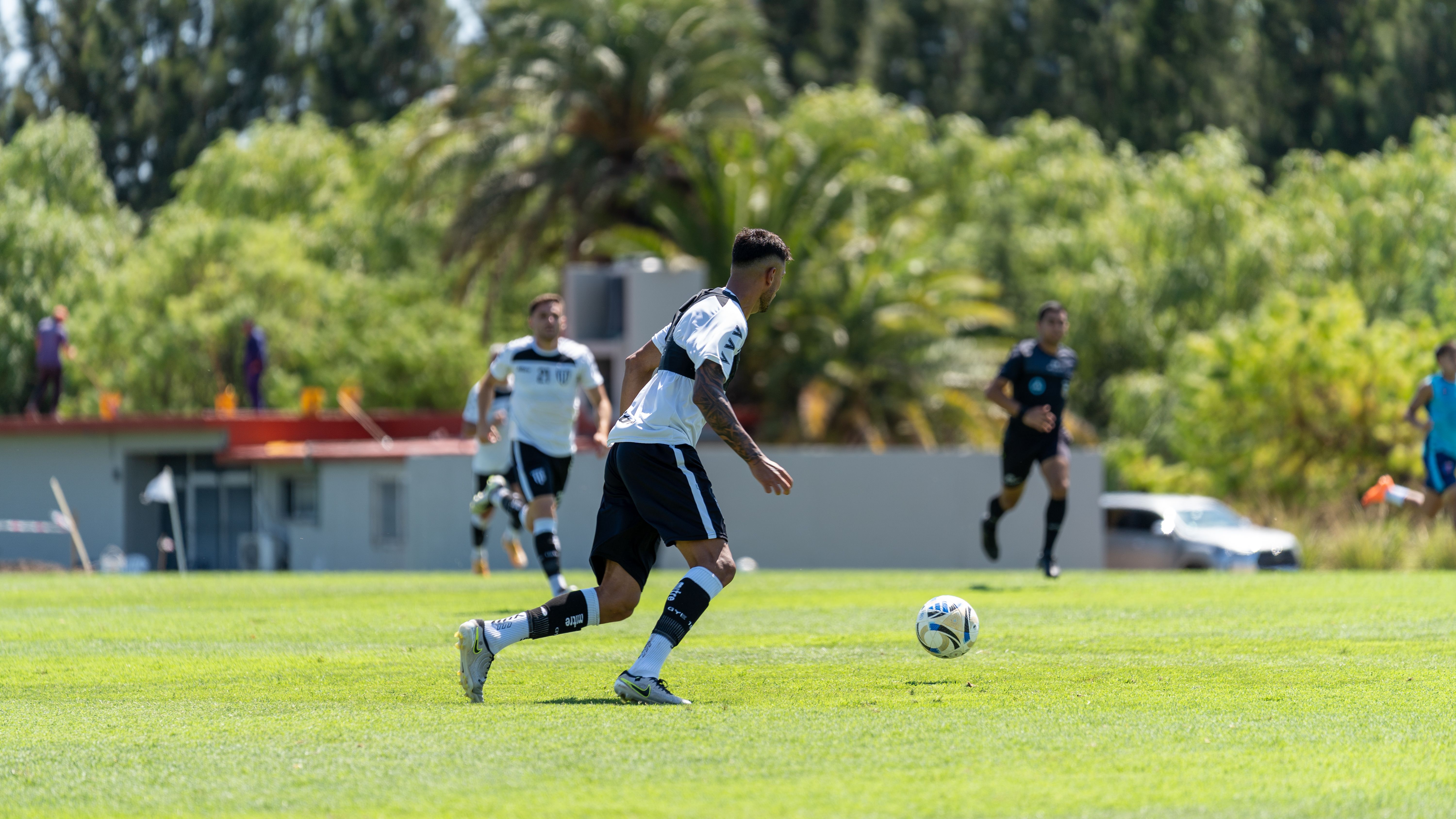 世界杯倒计时13天！安切洛蒂变阵试水，无内马尔阵容战力几何｜南宫体育官方网站（封面配图）