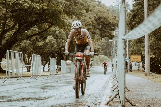 Rain Doesn't Stop Athletes at Ottawa's Second Ironman Triathlon