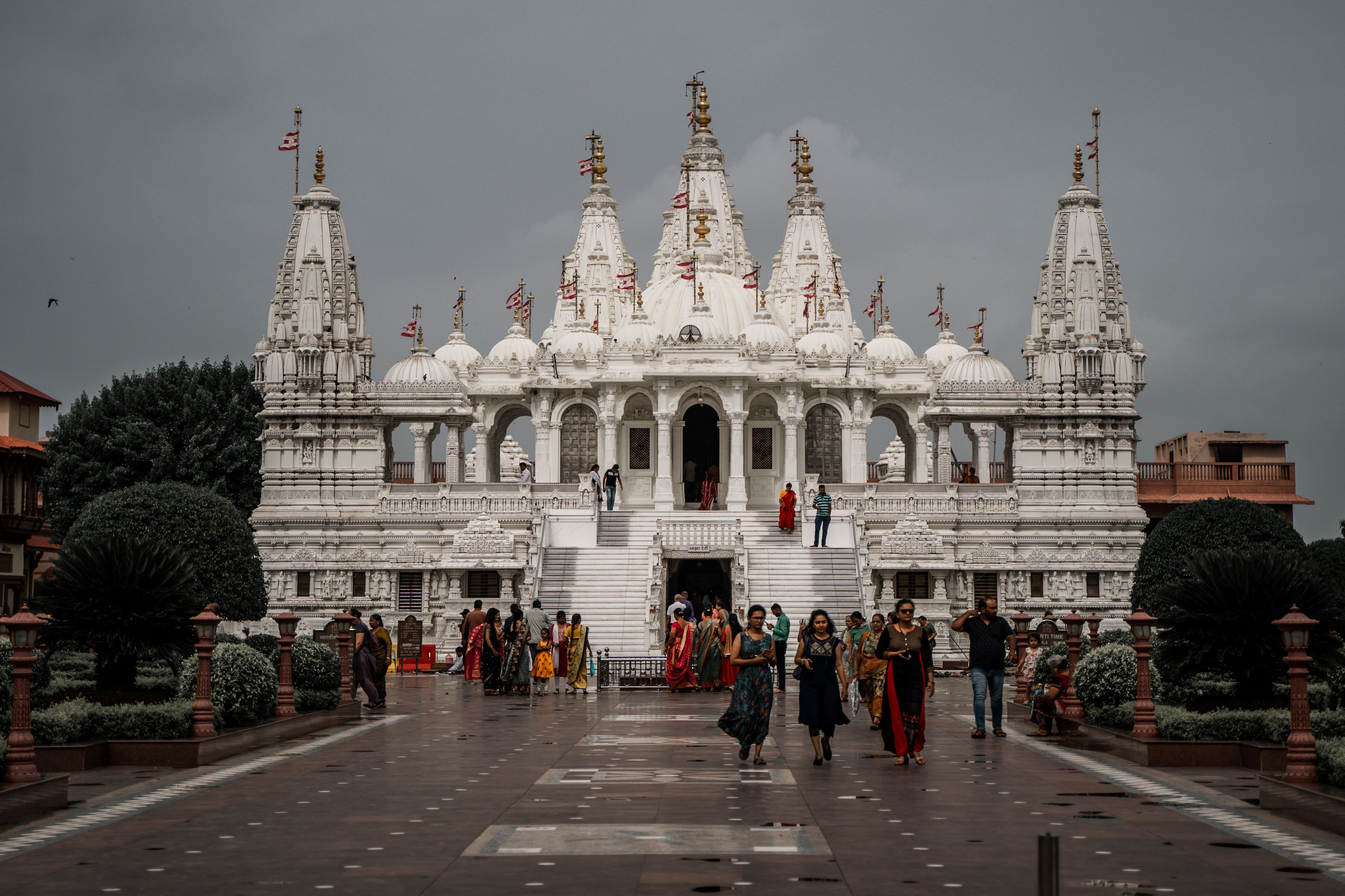 People Walking In Front of Shashwat Dham · Free Stock Photo