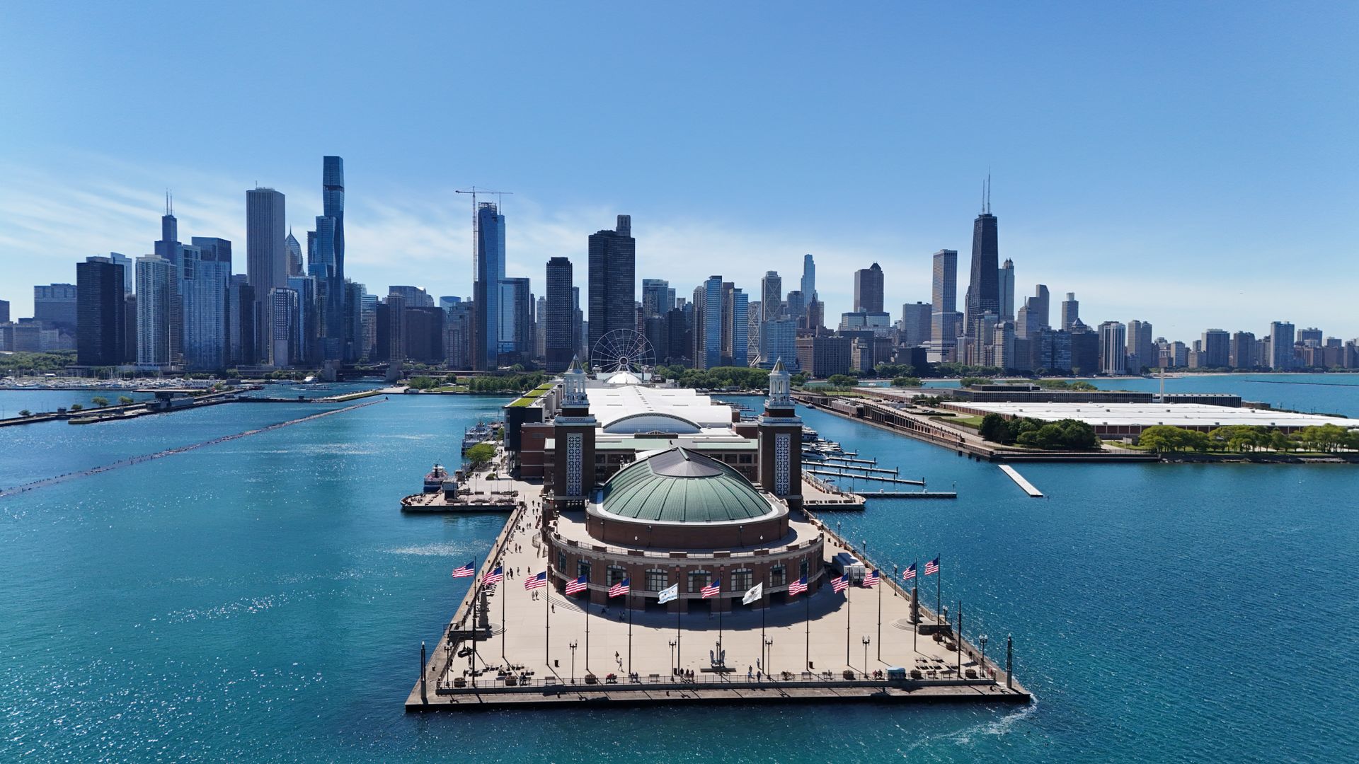 5 best hotels near Navy Pier Chicago: closest picks by distance, stars and eco credentials