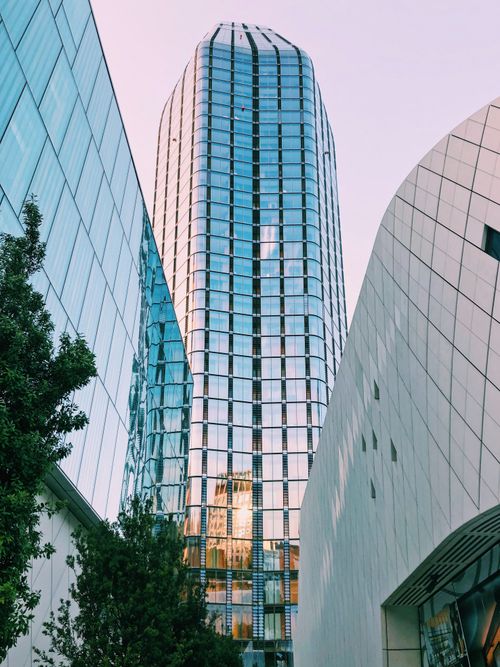 Free Modern skyscraper reflecting cityscape in London, showcasing futuristic architectural design. Stock Photo