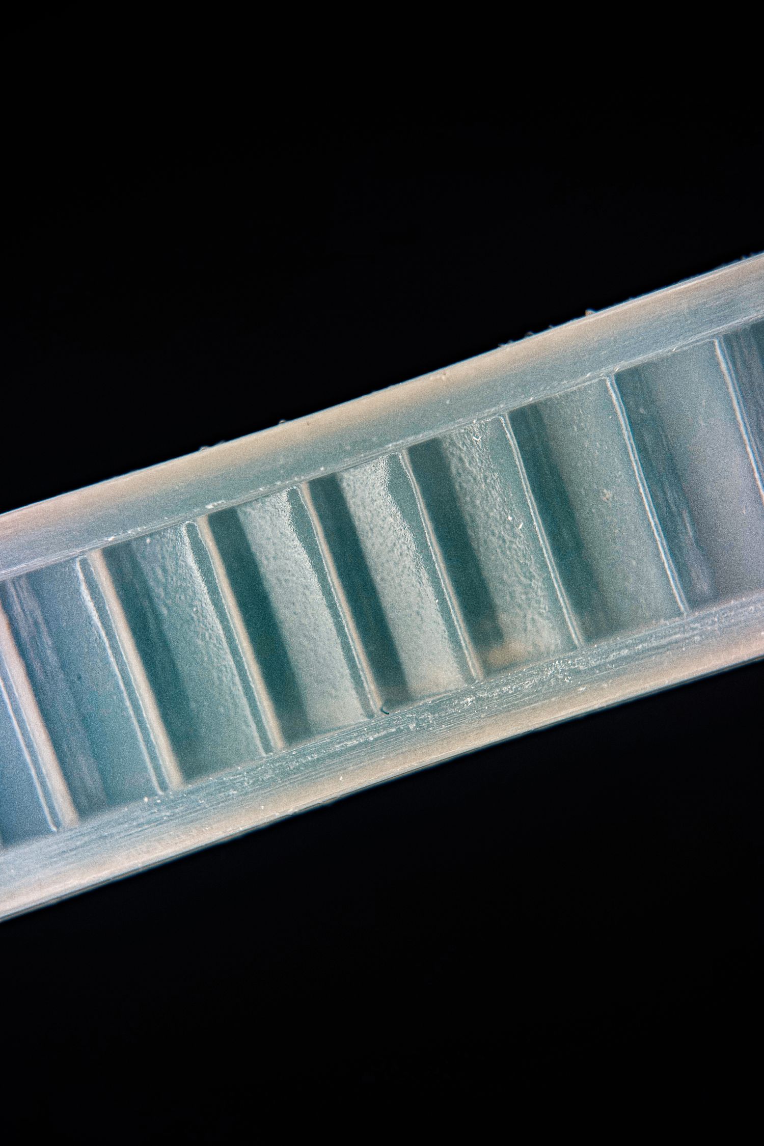 Precision extrusion profile macro detail