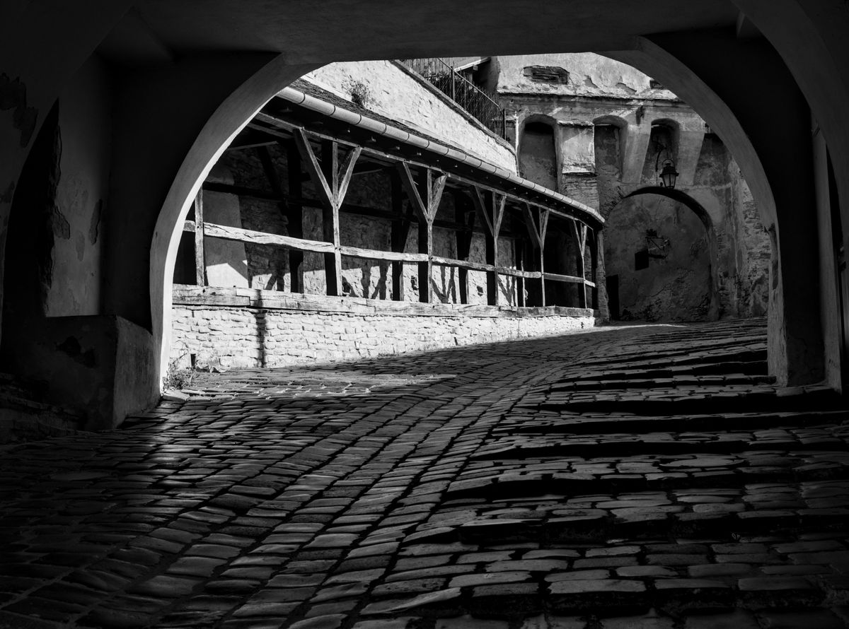Pasaj boltit de piatra din cetatea Sighisoara