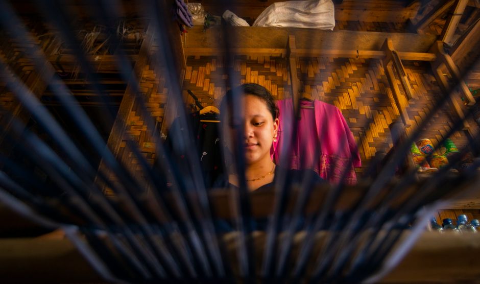 Bangkitnya UMKM Binjaiutara: Kisah Sukses Pengrajin Tenun dan Keripik Durian Lokal
