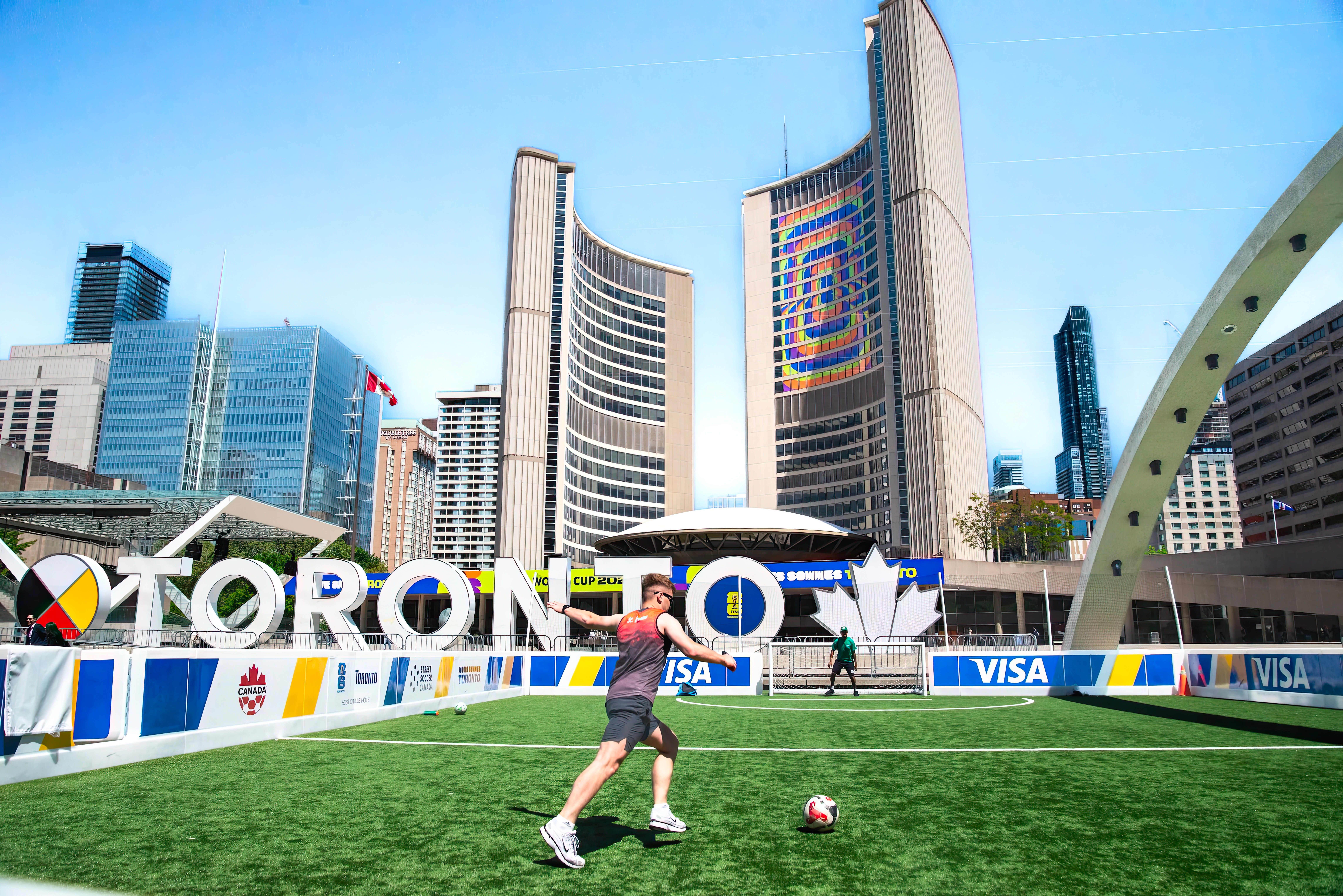 Toronto — Canadá: metrópole vibrante e porta de entrada do país Skyline de Toronto Canadá com CN Tower viagem turismo Copa 2026