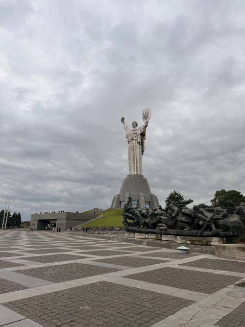 Free View of the Motherland Monument in Kyiv, Ukraine, with a dramatic cloudy sky. Stock Photo