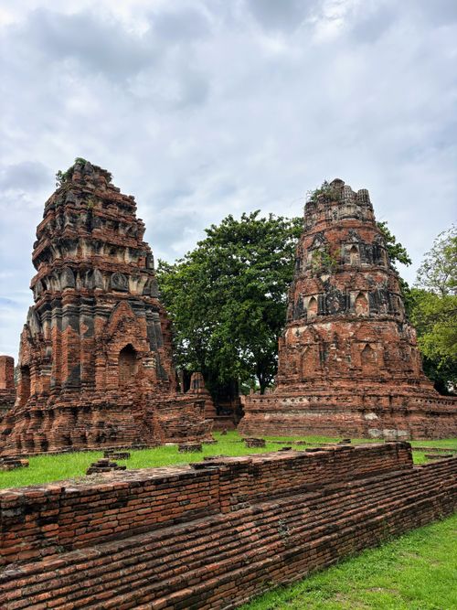 Free Explore the ancient ruins of Wat Mahathat in Ayutthaya, showcasing stunning historic architecture. Stock Photo