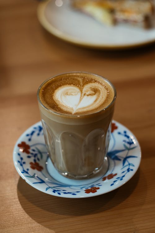 Gratis stockfoto met café, koffie, koffie kunst