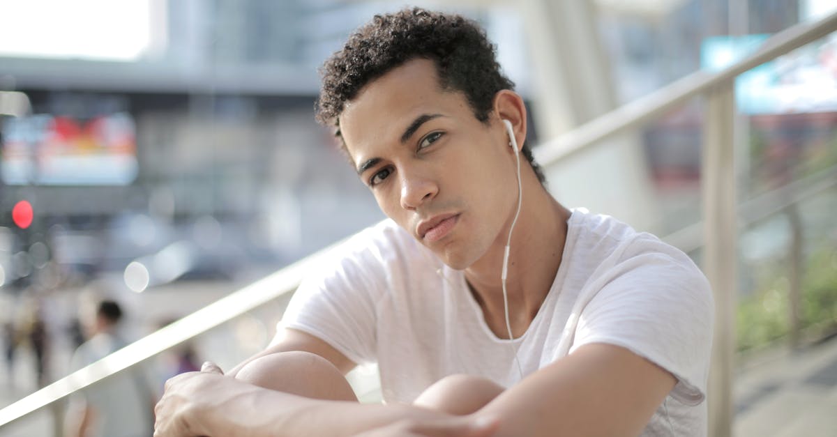 What does a quarter rest look like in music