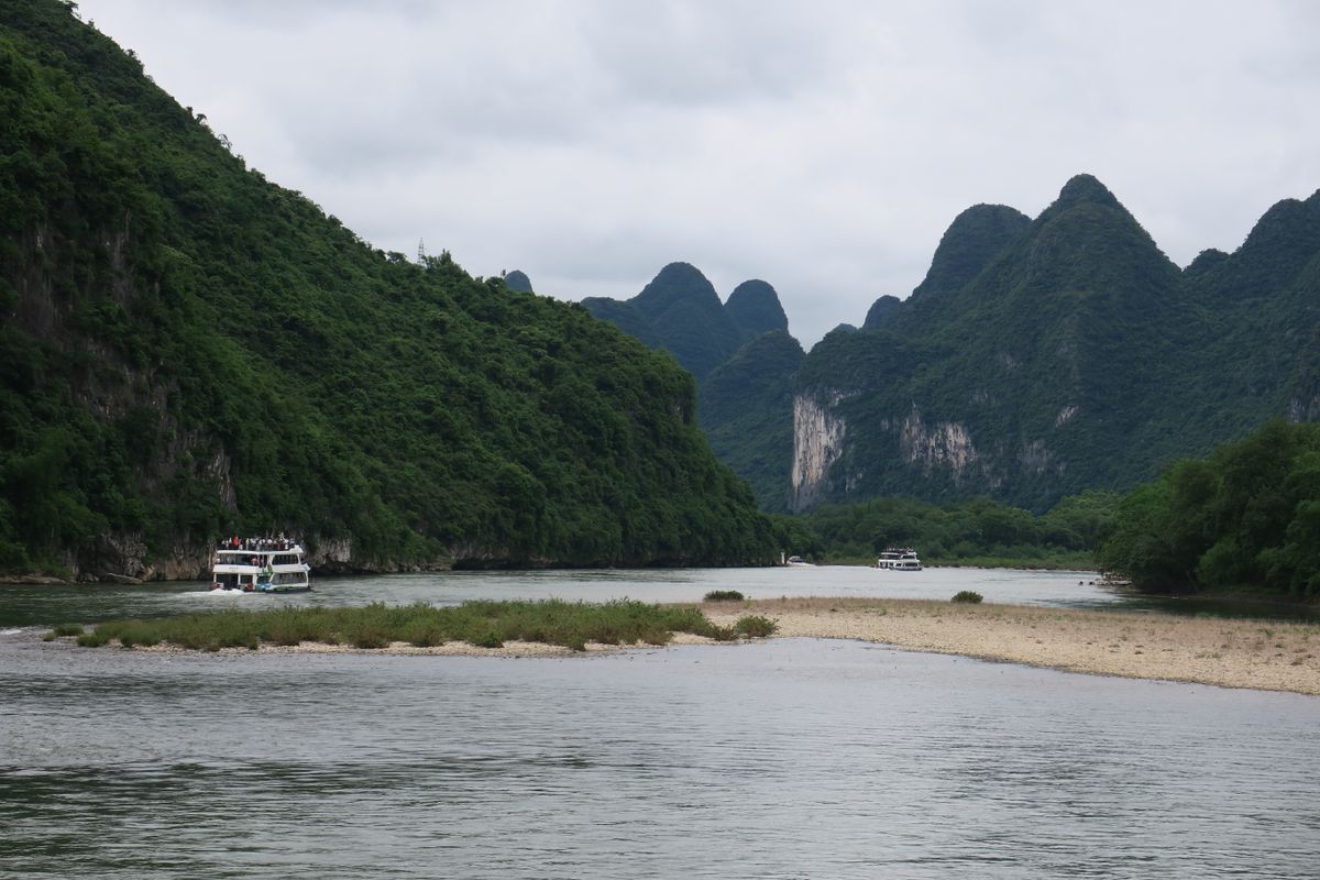 Cruise the Li River to Yangshuo
