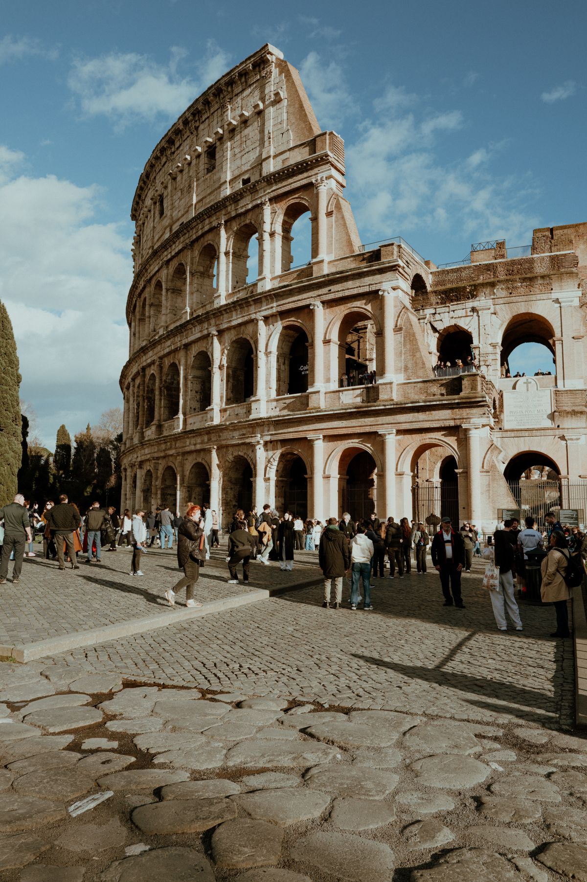 Kolosseum in Rom, alternatives Ziel neben Florenz für eine Italienisch Sprachreise