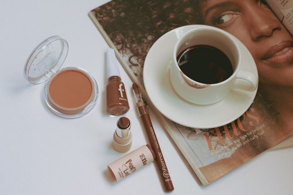 39¢ CoverGirl Clean Invisible Face Powder & Brow Pencil | CVS Deal Idea
